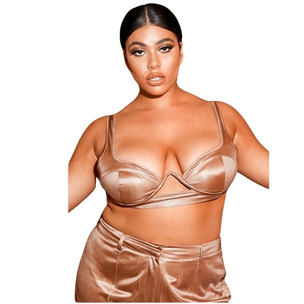 Pretty little thing metallic bra top